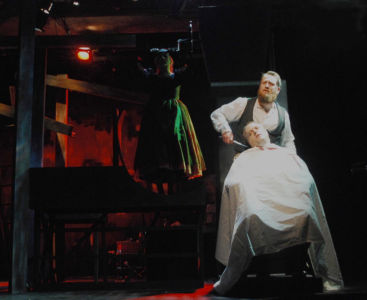 PRODUCTION PHOTO PRODUCTION PHOTO