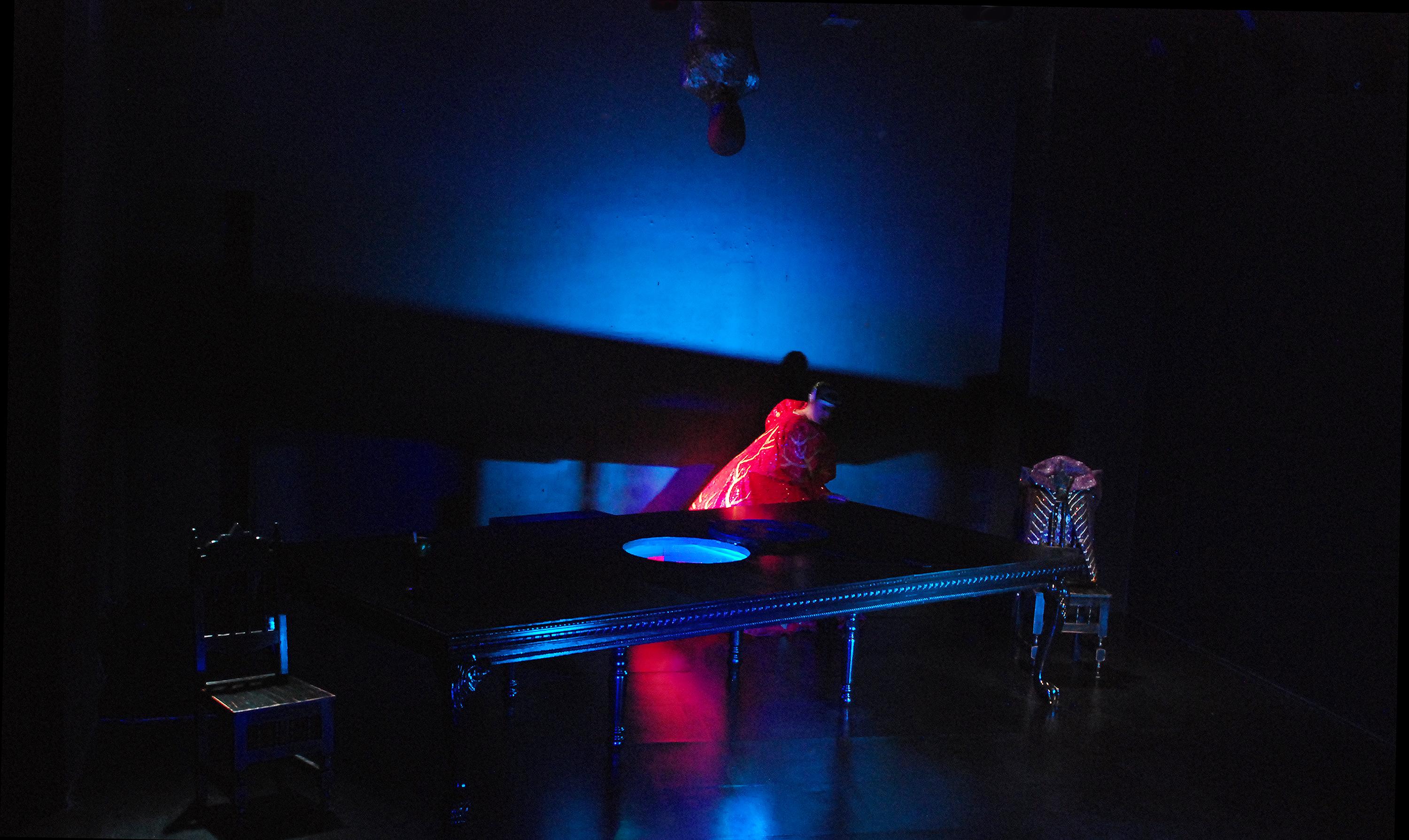 PRODUCTION PHOTO