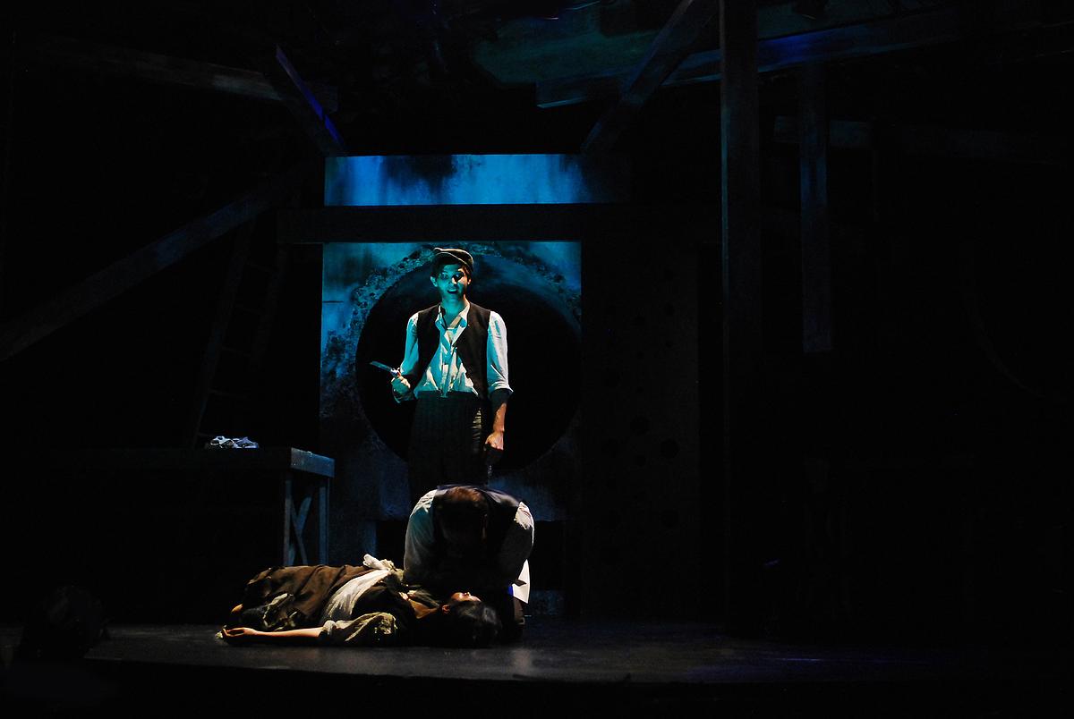 PRODUCTION PHOTO PRODUCTION PHOTO