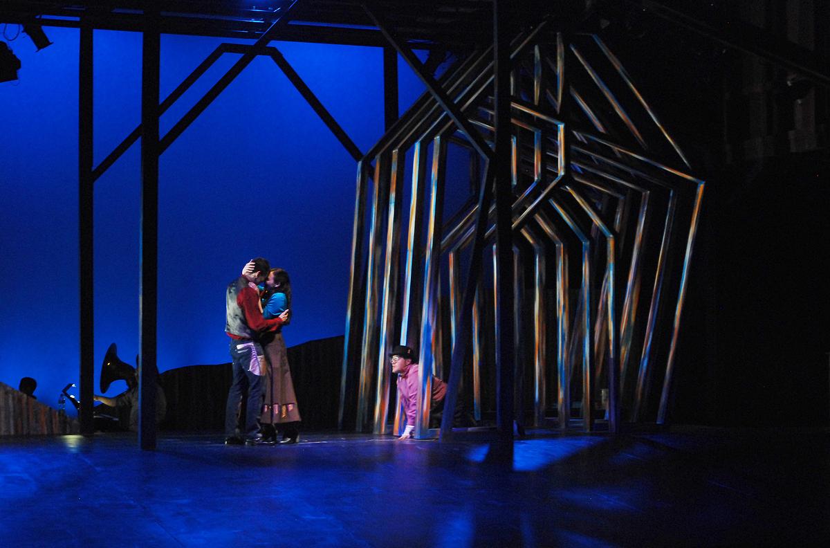 PRODUCTION PHOTO