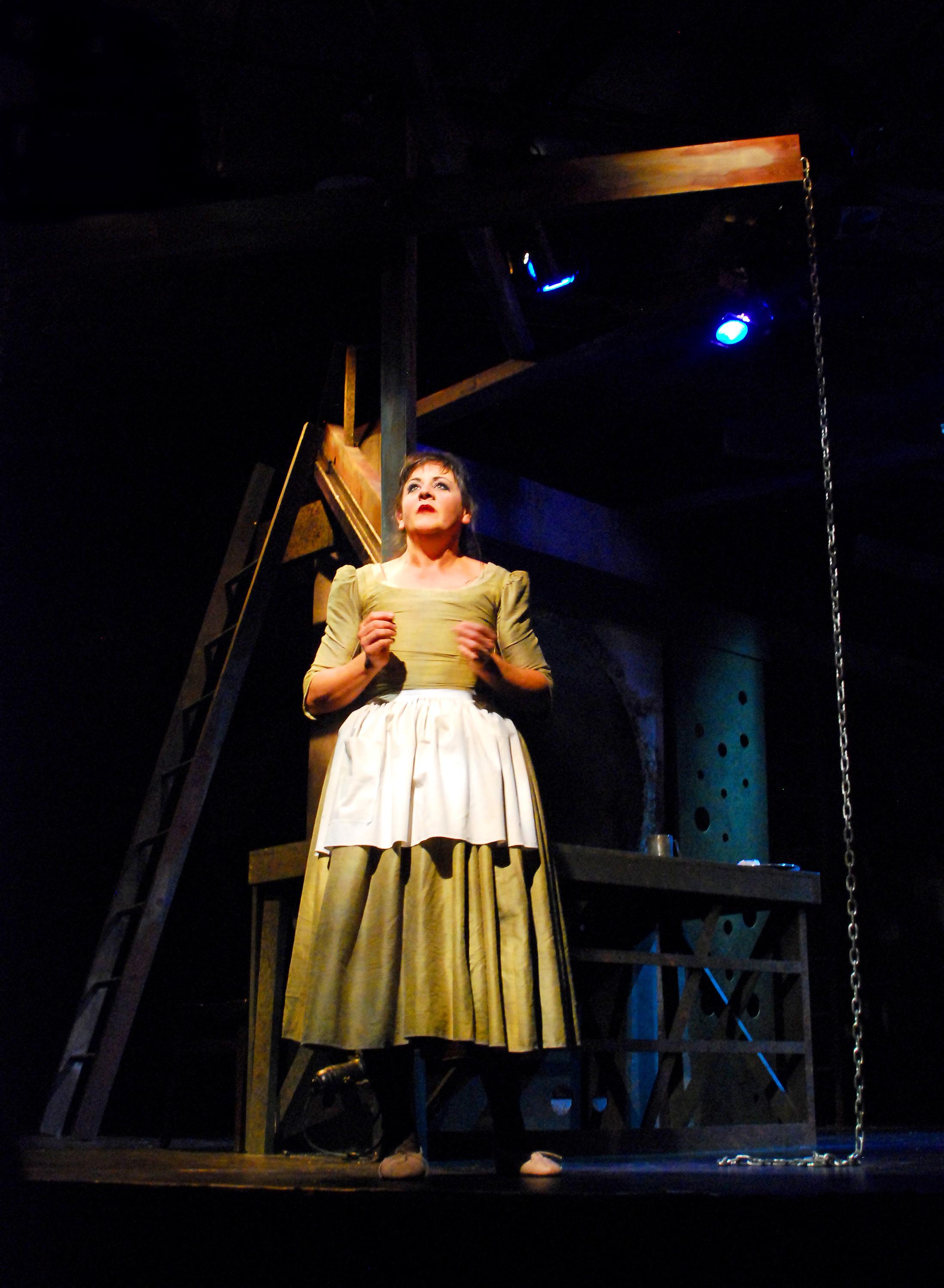 PRODUCTION PHOTO